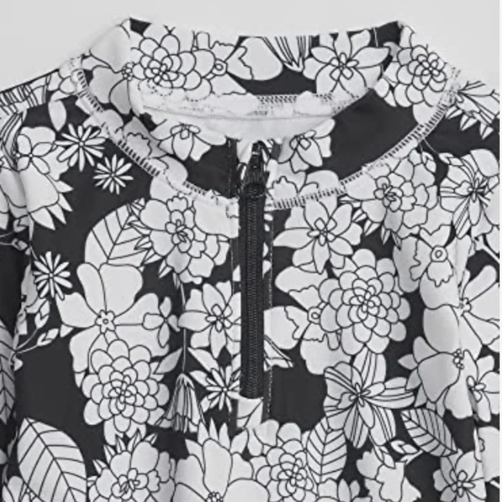 NWT GAP Baby Black White Floral Rash Guard Swimsuit UPF 50+ 3-6M